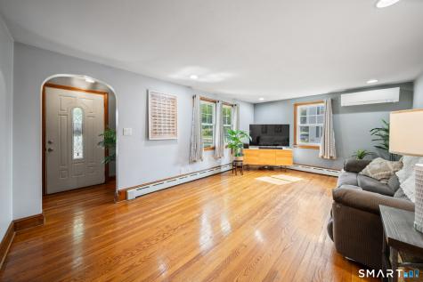 223 North Street Windsor Locks CT 06096