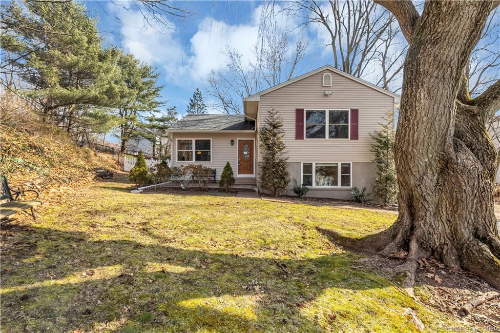 141 Colony Street Hamden CT 06518