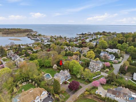 32 Burnham Hill Westport CT 06880