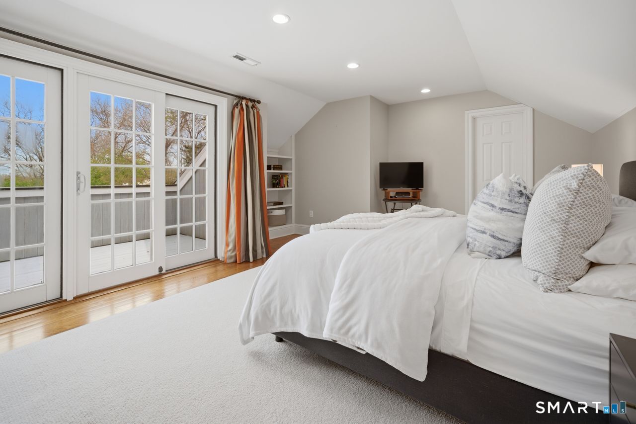 32 Burnham Hill Westport CT 06880