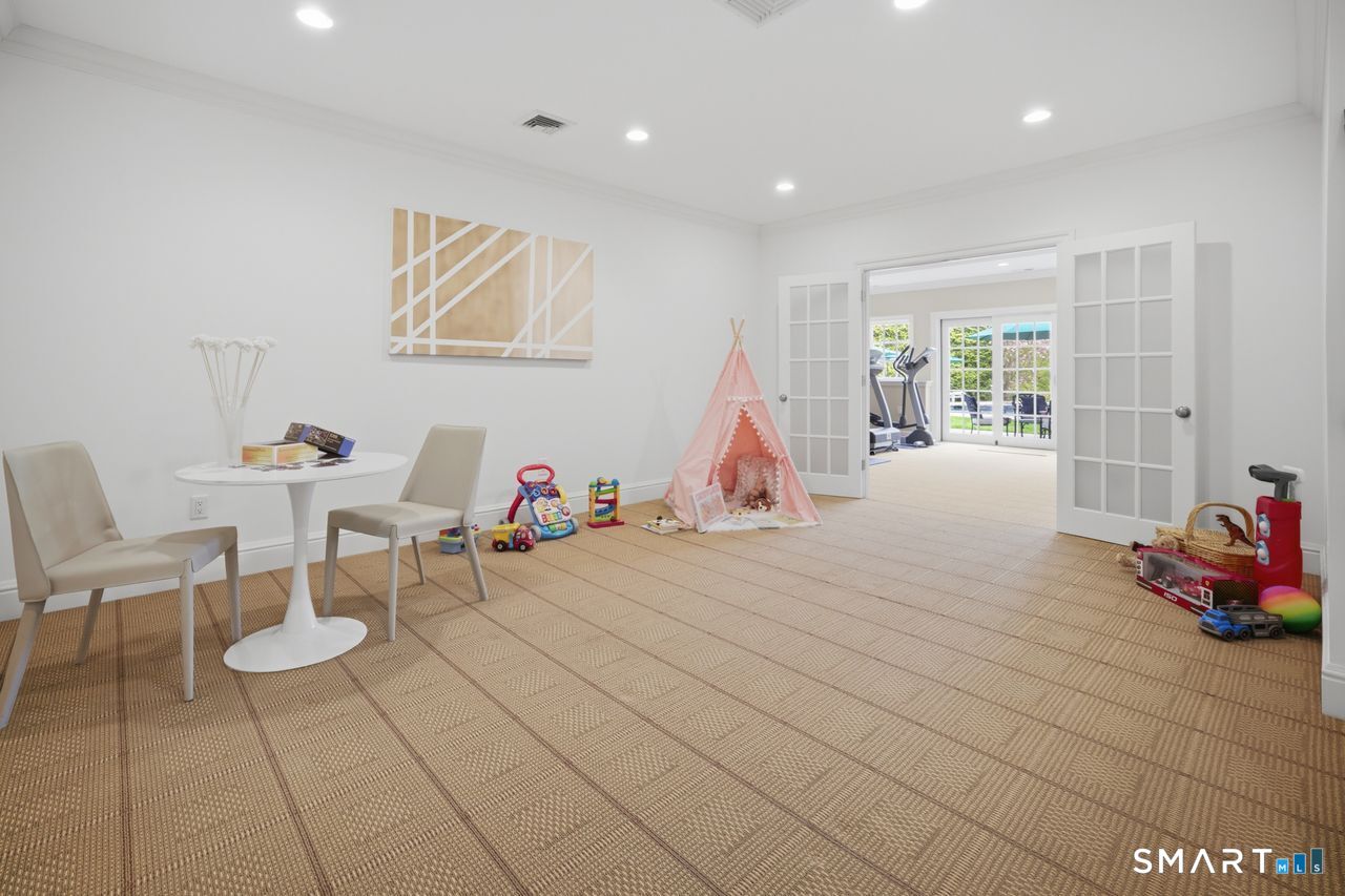 32 Burnham Hill Westport CT 06880