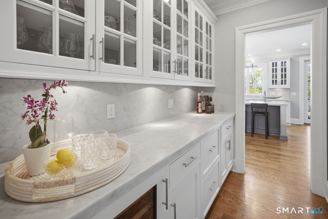 32 Burnham Hill Westport CT 06880