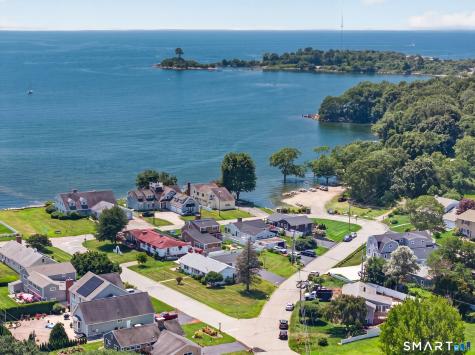 4 Race Rock Road Waterford CT 06385