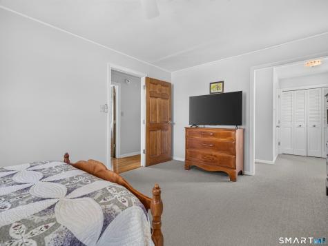 4 Race Rock Road Waterford CT 06385