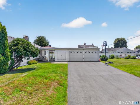 4 Race Rock Road Waterford CT 06385