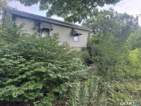 153 Main Street Middlefield CT 06481