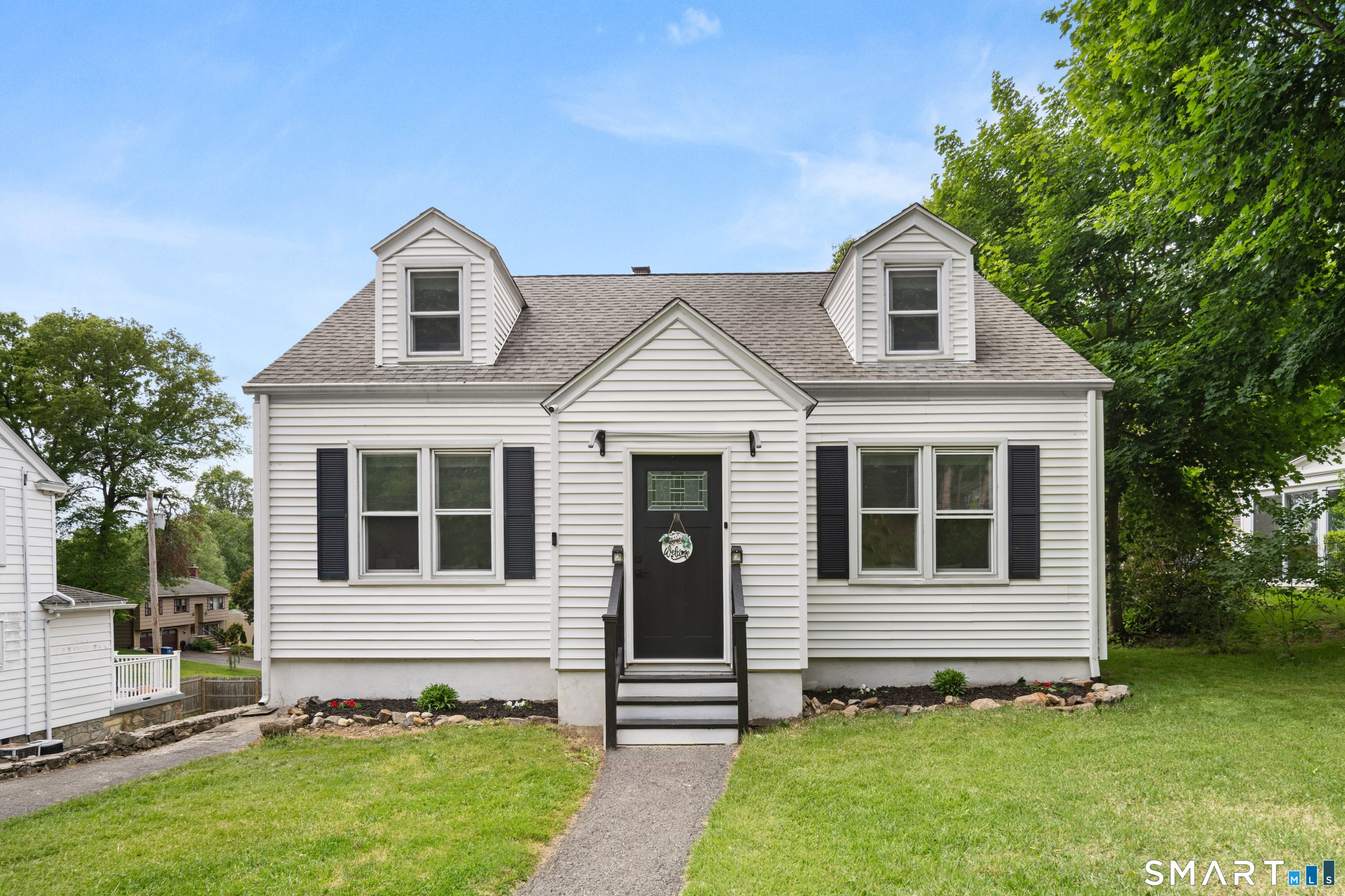 243 White Plains Road Trumbull CT 06611