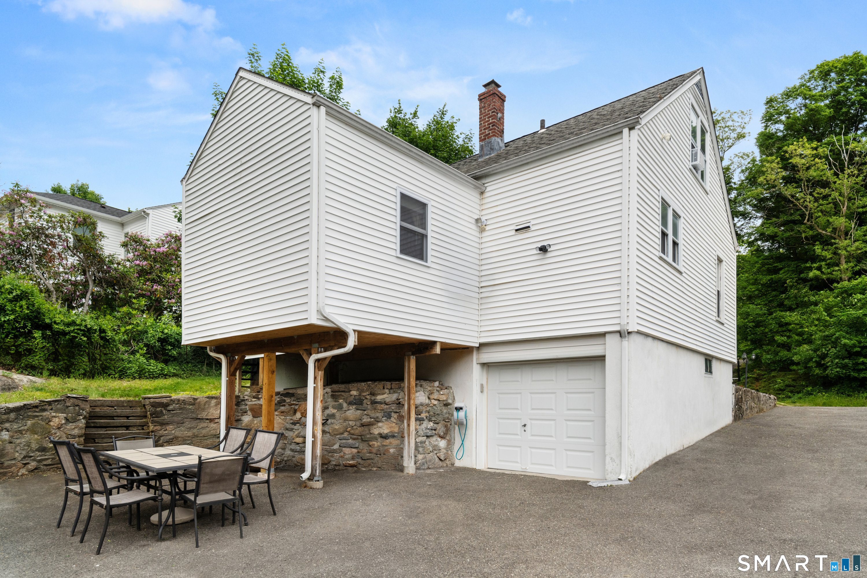 243 White Plains Road Trumbull CT 06611