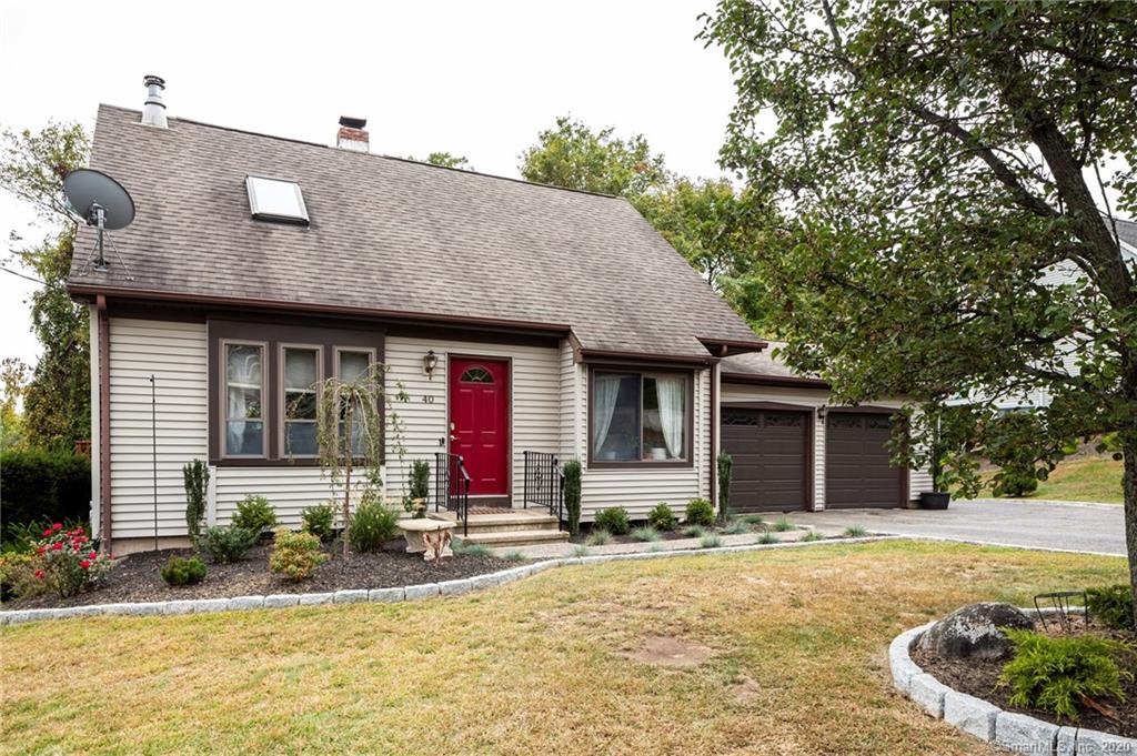40 Village Circle Naugatuck CT 06770
