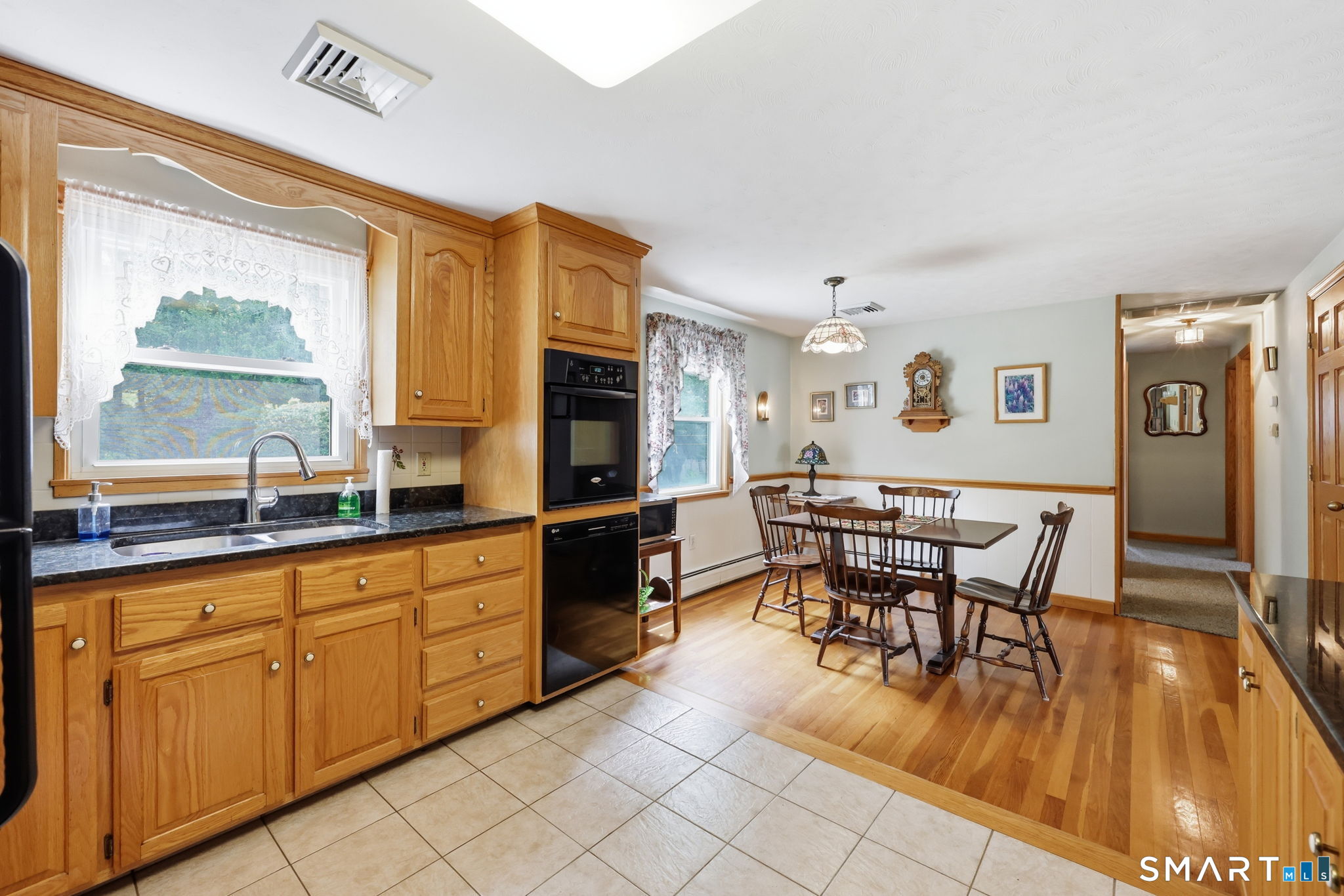 23 Middlesex Drive Enfield CT 06082