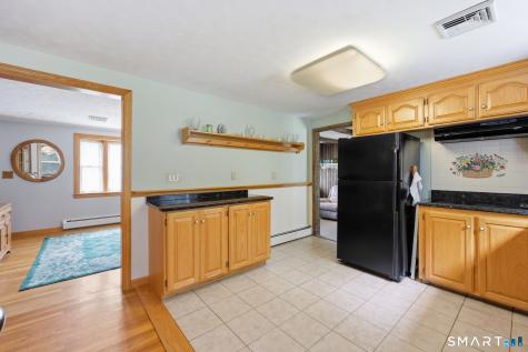 23 Middlesex Drive Enfield CT 06082