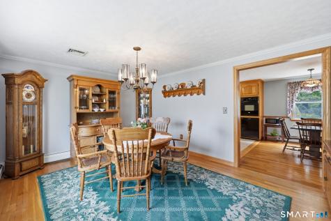 23 Middlesex Drive Enfield CT 06082