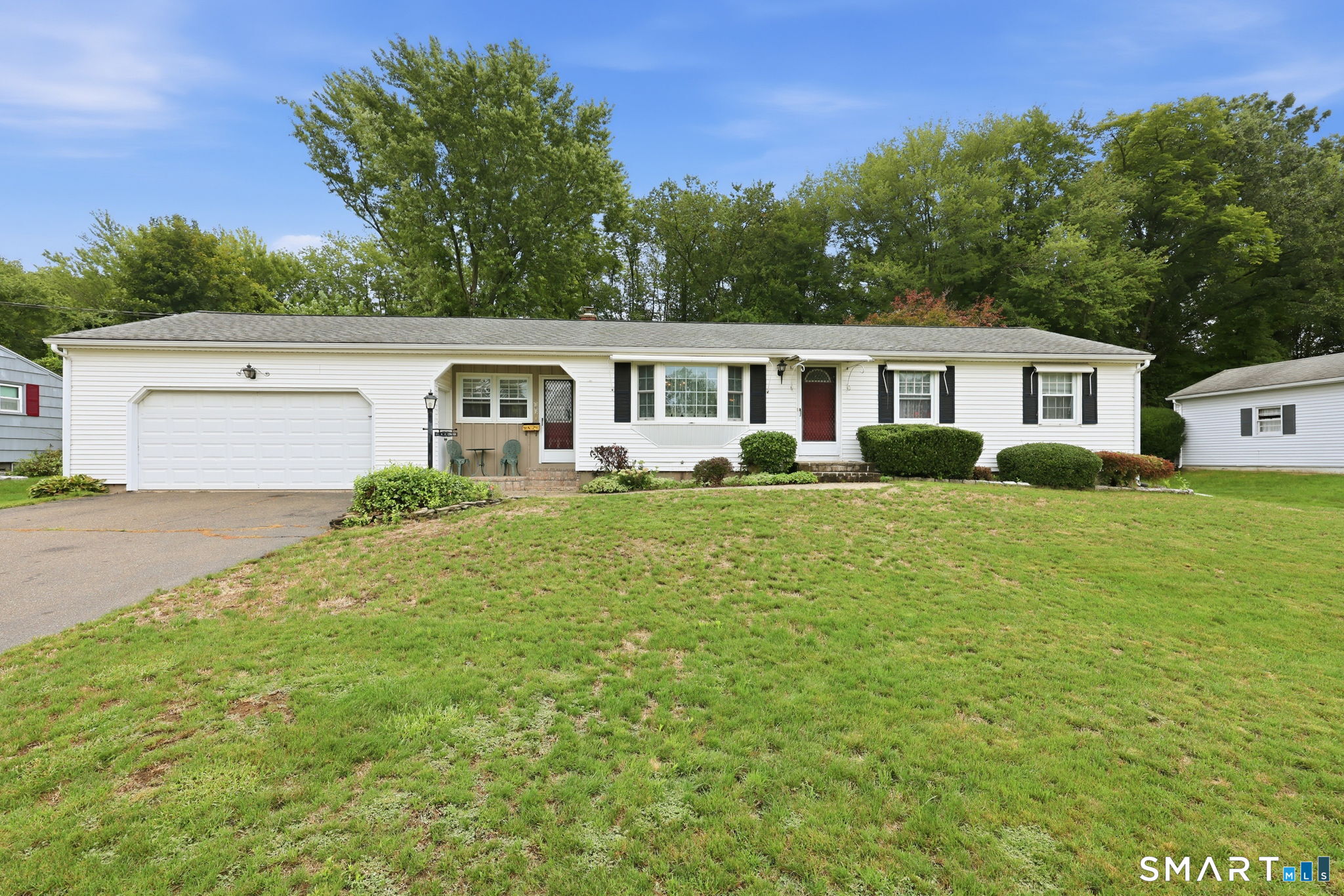 23 Middlesex Drive Enfield CT 06082