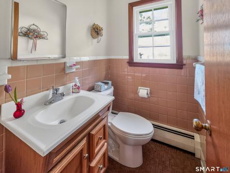 41 Gail Drive North Haven CT 06473