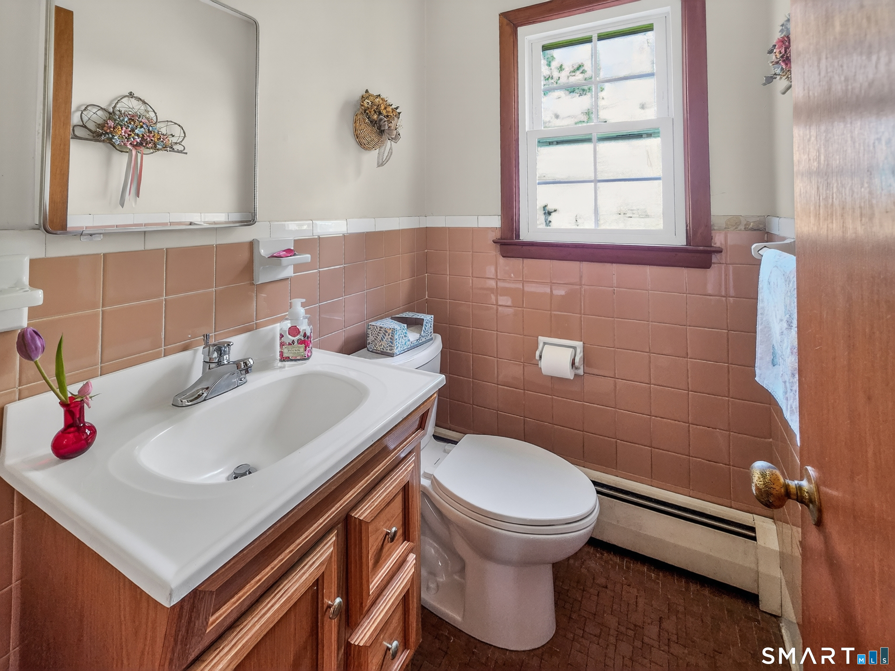 41 Gail Drive North Haven CT 06473