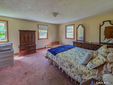 41 Gail Drive North Haven CT 06473