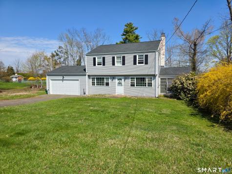 41 Gail Drive North Haven CT 06473