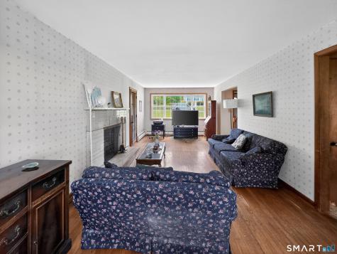 41 Gail Drive North Haven CT 06473
