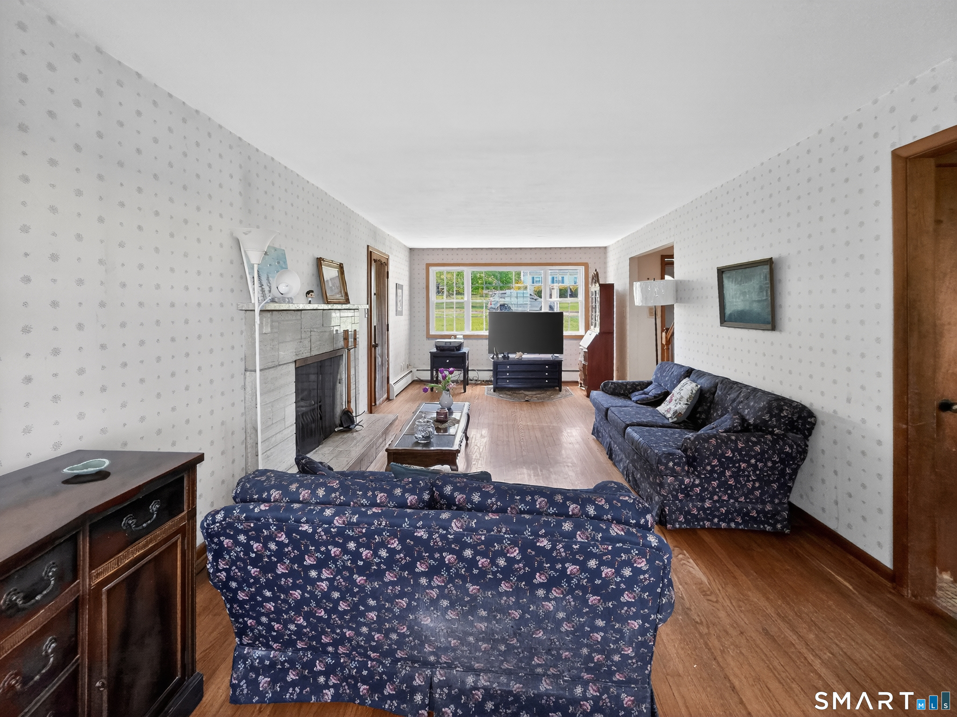 41 Gail Drive North Haven CT 06473