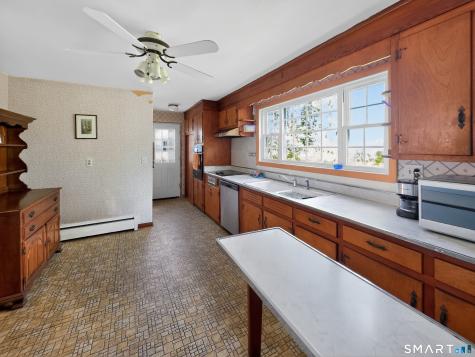 41 Gail Drive North Haven CT 06473