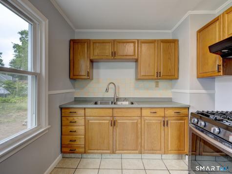 38 Porterbrook Avenue East Hartford CT 06118