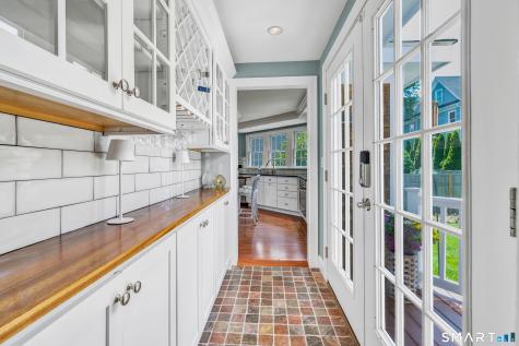 38 James Street Fairfield CT 06824