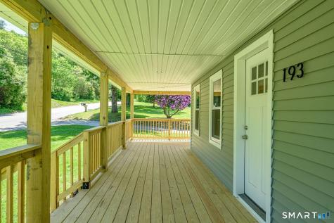 193 East Franklin Street Killingly CT 06239