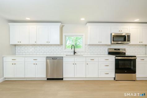 193 East Franklin Street Killingly CT 06239