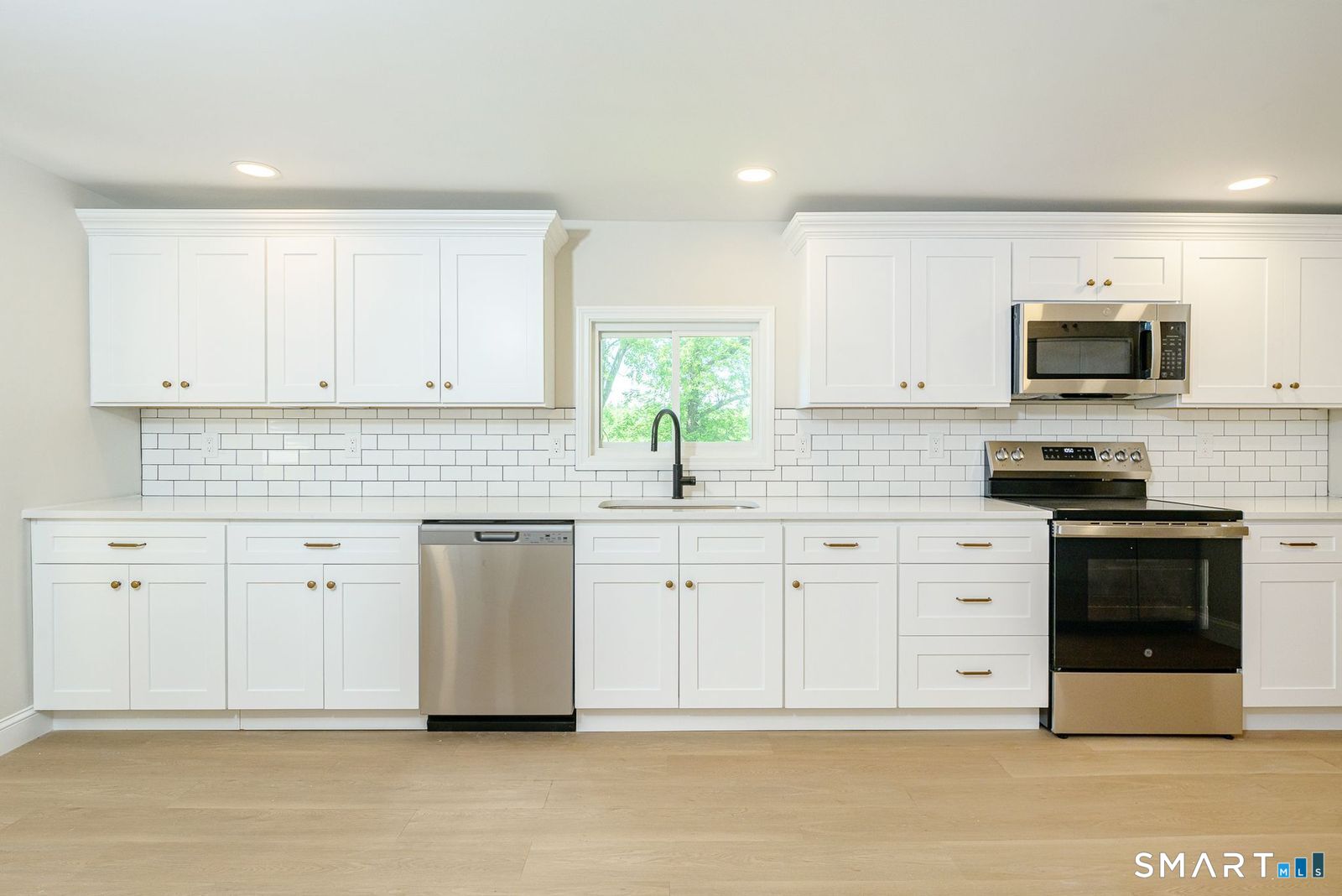 193 East Franklin Street Killingly CT 06239