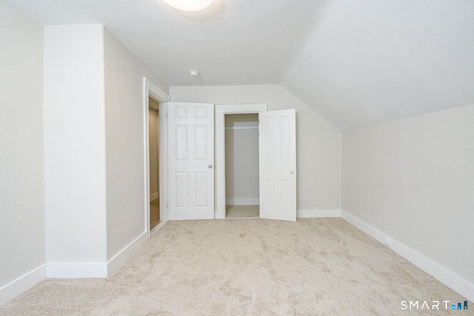 193 East Franklin Street Killingly CT 06239