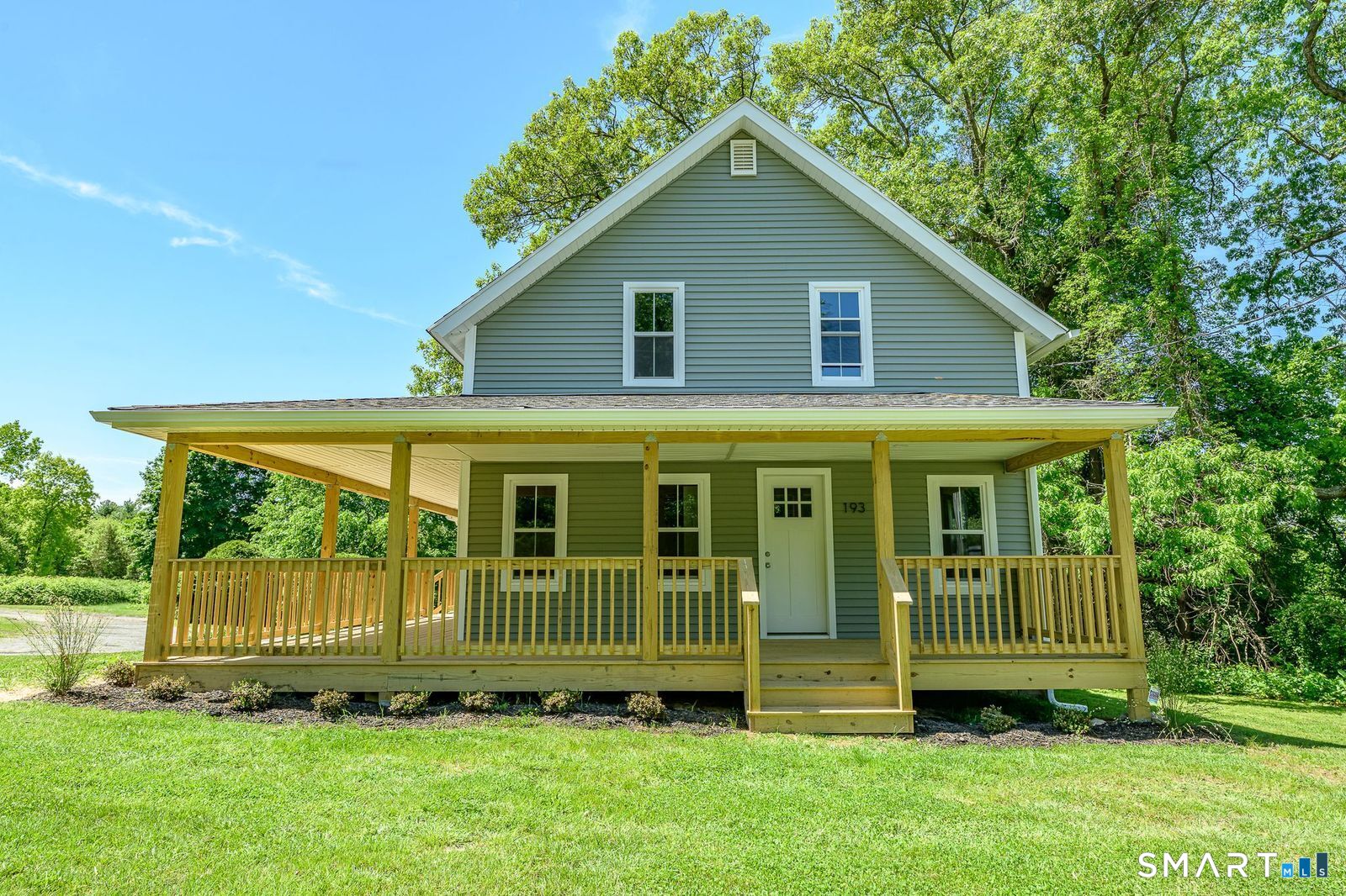 193 East Franklin Street Killingly CT 06239