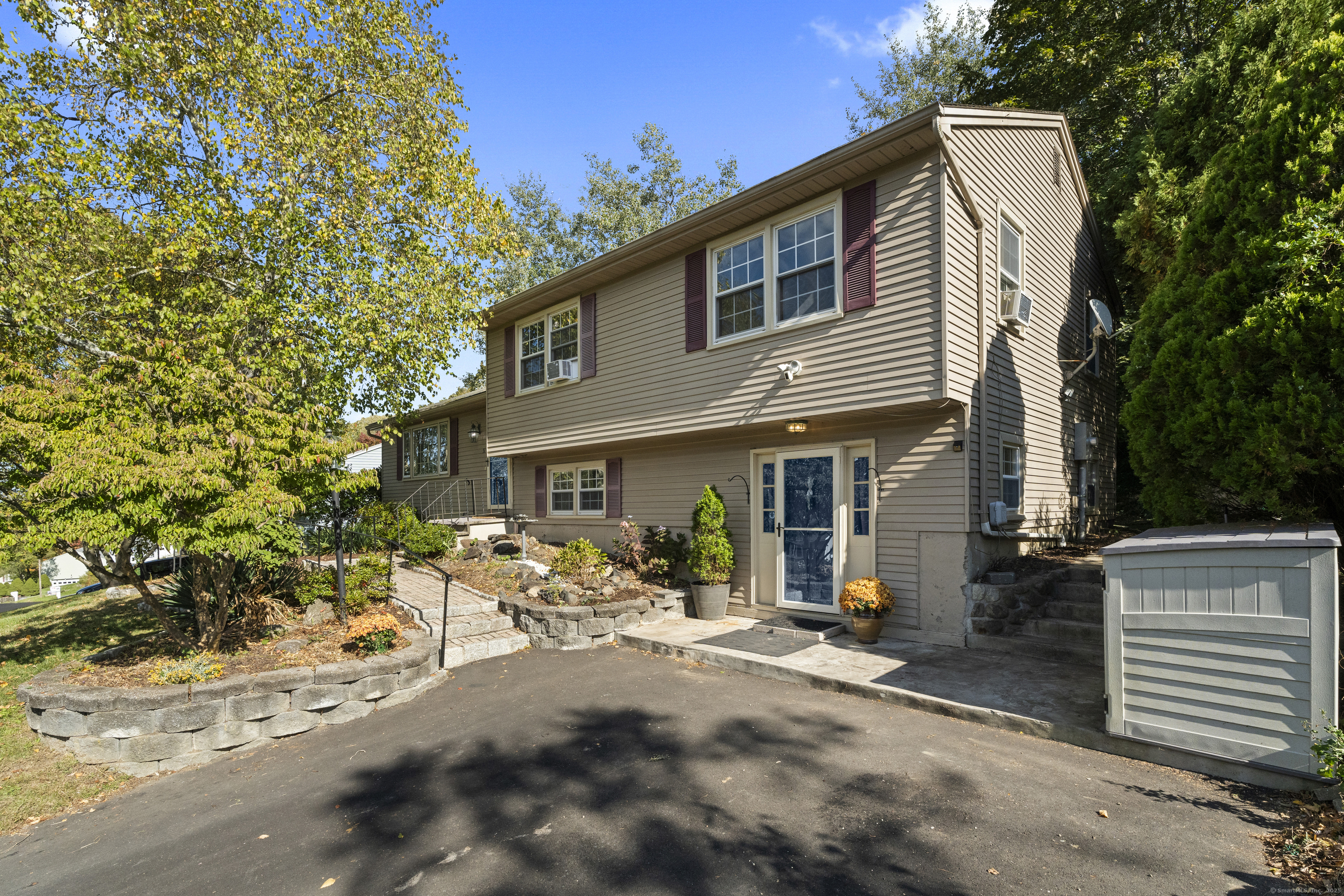 51 Haddad Road Waterbury CT 06708