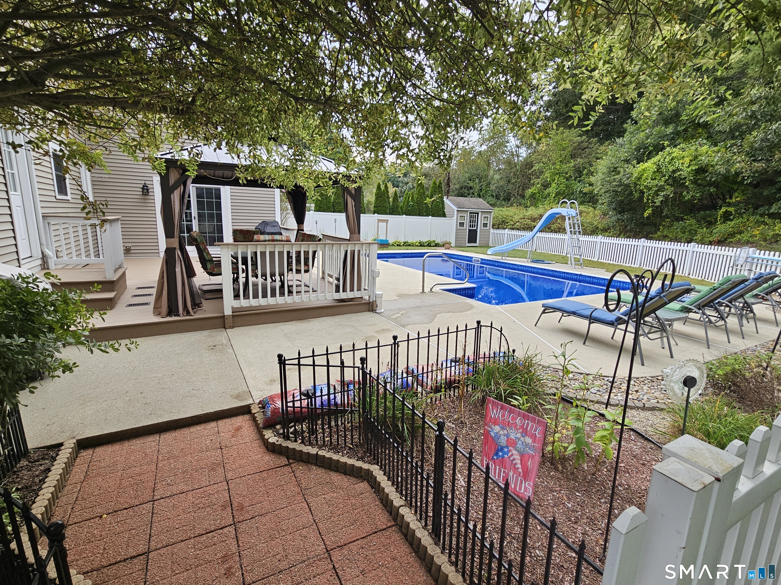 367 Mashentuck Road Killingly CT 06239