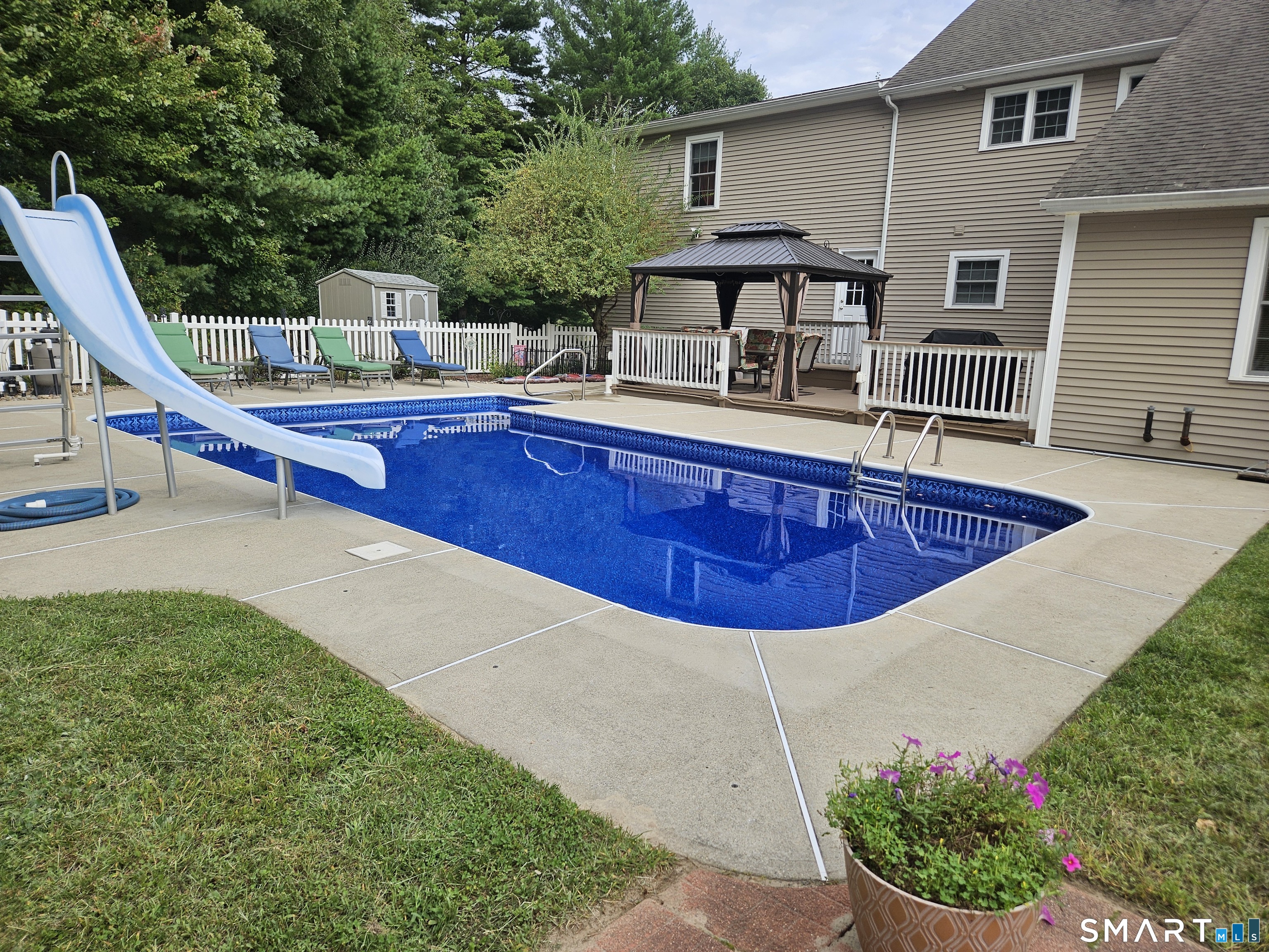 367 Mashentuck Road Killingly CT 06239