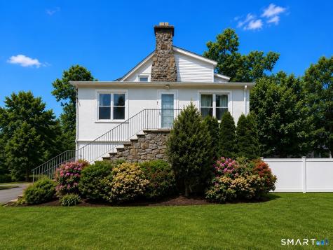 19 Urban Street New Canaan CT 06840