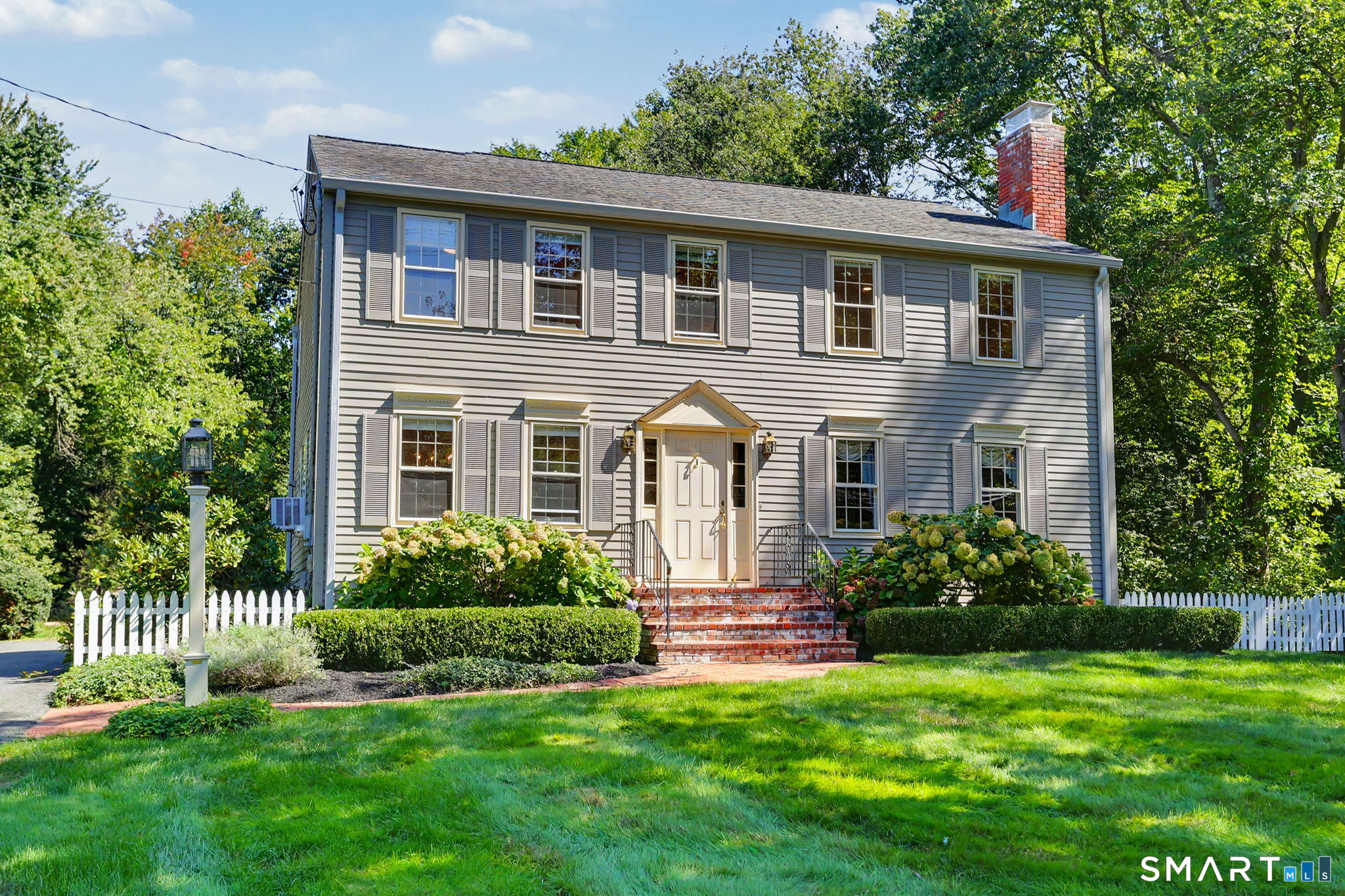 2190 Huntington Turnpike Trumbull CT 06611