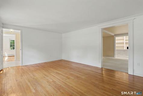 2190 Huntington Turnpike Trumbull CT 06611