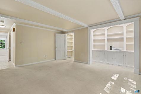 2190 Huntington Turnpike Trumbull CT 06611