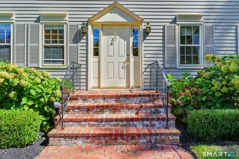 2190 Huntington Turnpike Trumbull CT 06611