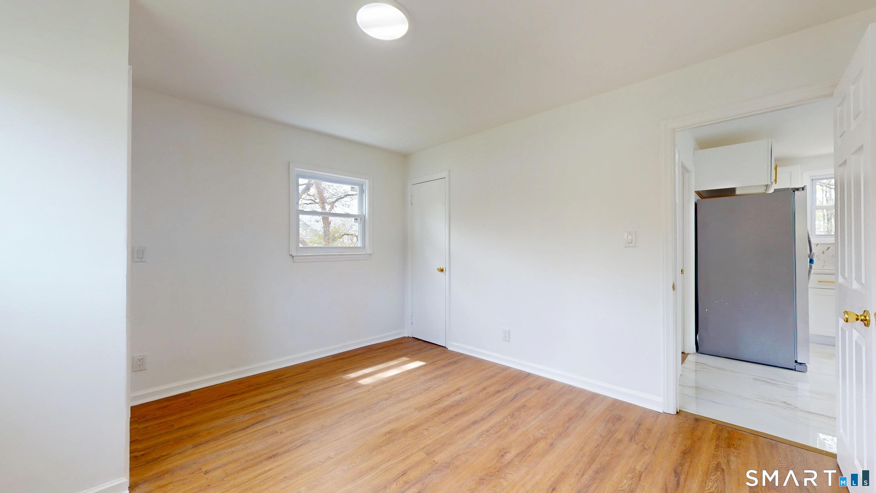 52 Glen Haven Road New Haven CT 06513