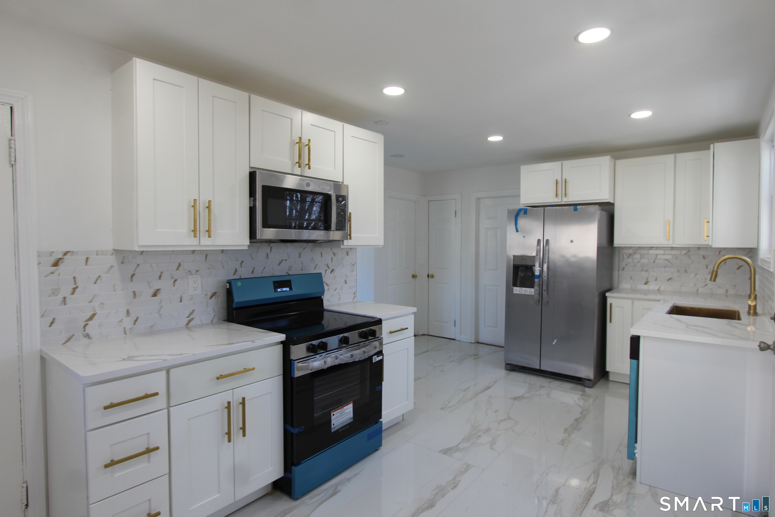 52 Glen Haven Road New Haven CT 06513