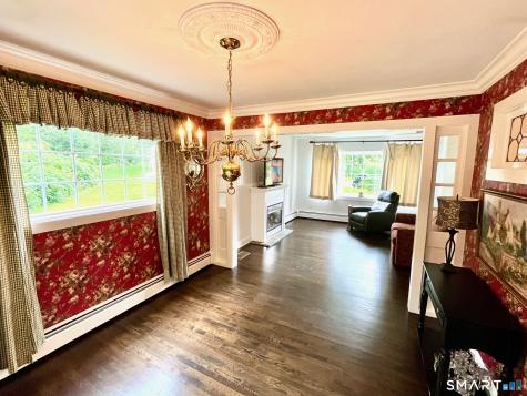 6 Cherry Heights Terrace Newtown CT 06482