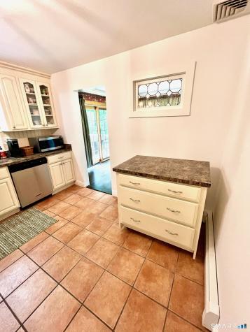 6 Cherry Heights Terrace Newtown CT 06482