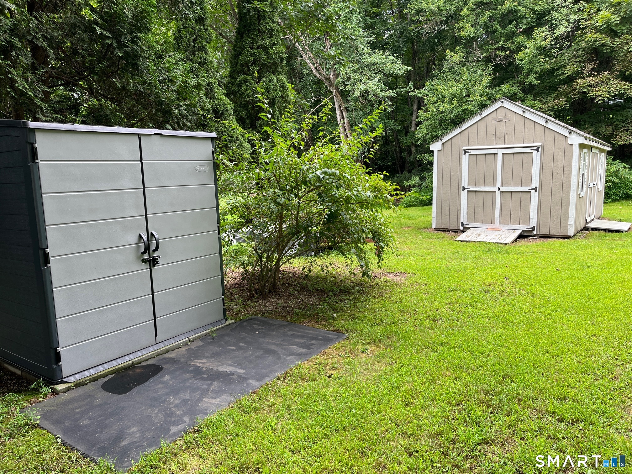 6 Cherry Heights Terrace Newtown CT 06482