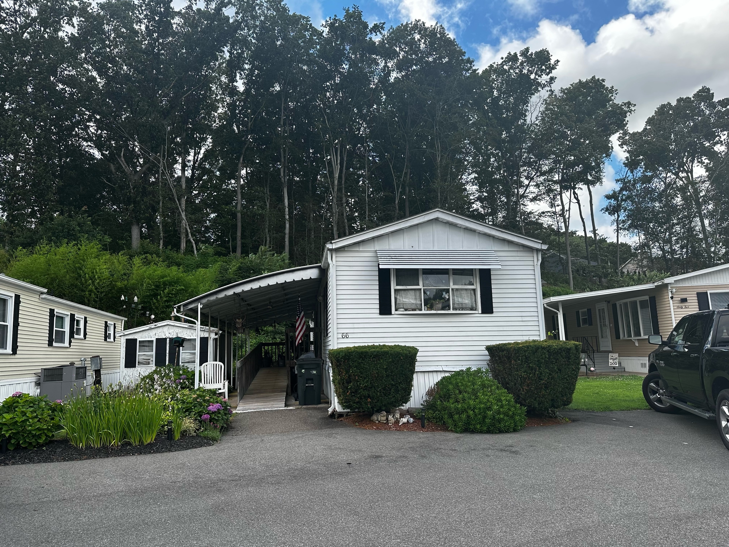 66 Loring Court Wallingford CT 06492