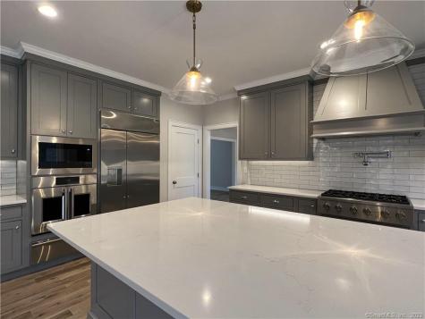 9 Melrose Drive Cheshire CT 06410