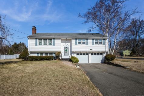 36 Carriage Drive East Hartford CT 06118