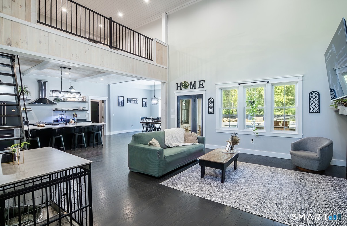 44 Blood Road Putnam CT 06260