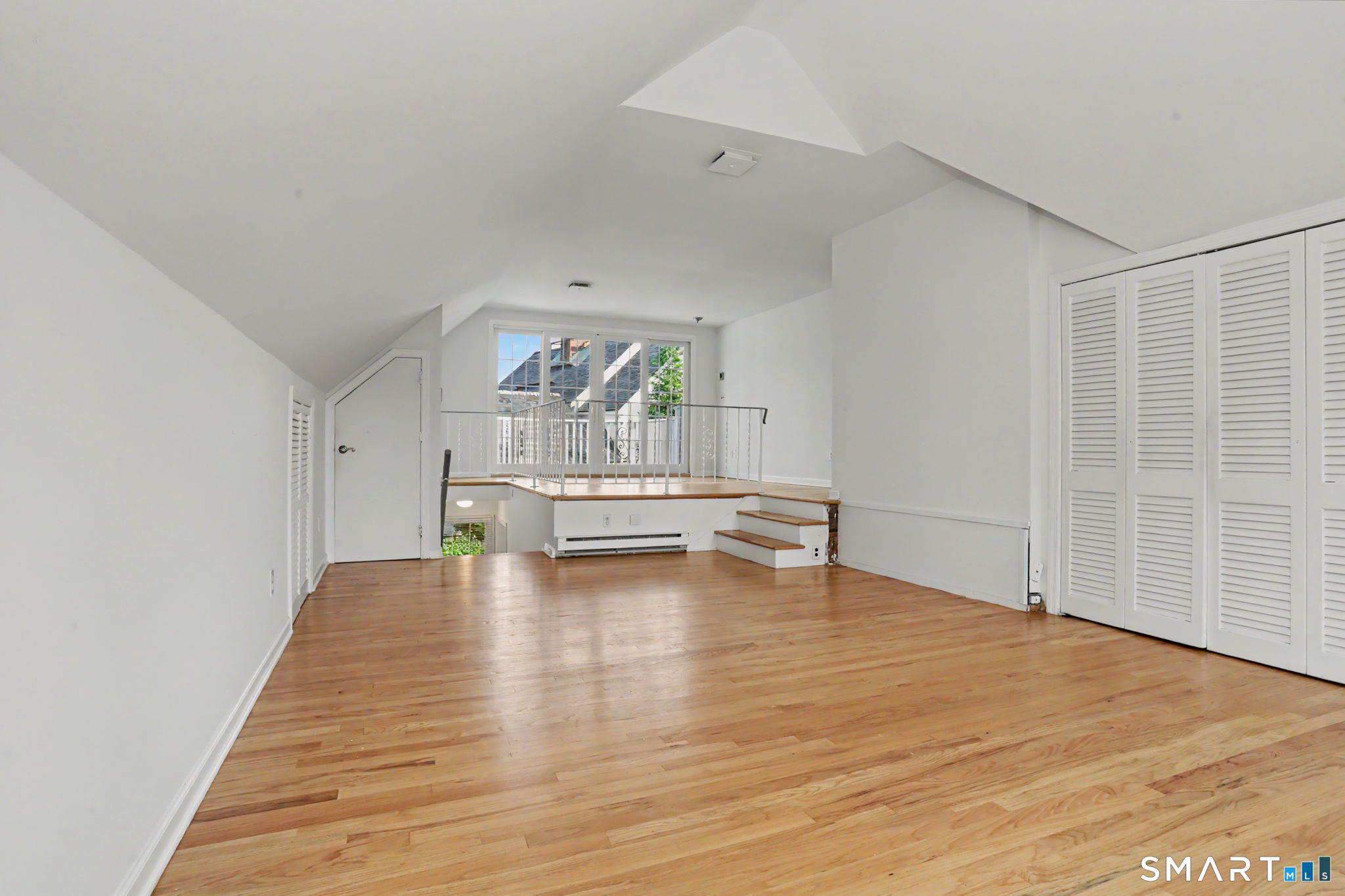 2 Joshua Slocum Dock Stamford CT 06902