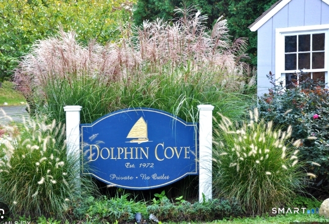 2 Joshua Slocum Dock Stamford CT 06902
